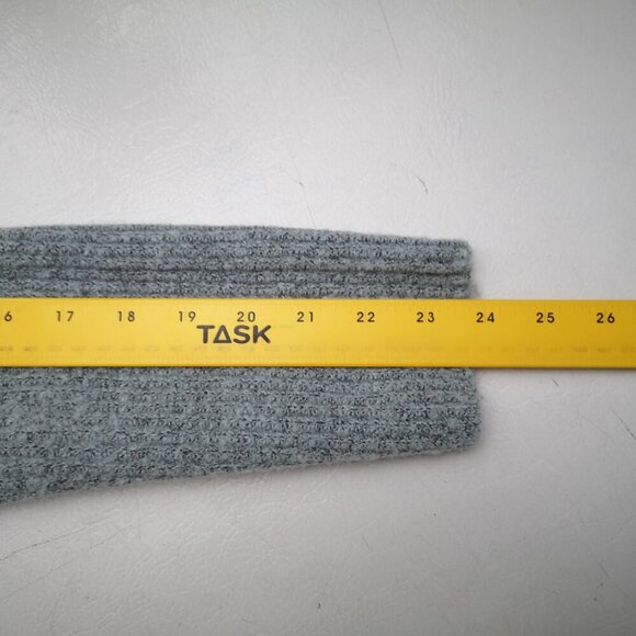 Ricki's Ladies Size Small V-neck Blue w/ Grey Tunic Length Sweater - Picture 9 of 10